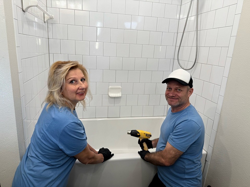 Odorless Tub&Sink Refinishing - Trusted Refinishing Experts in San Antonio.